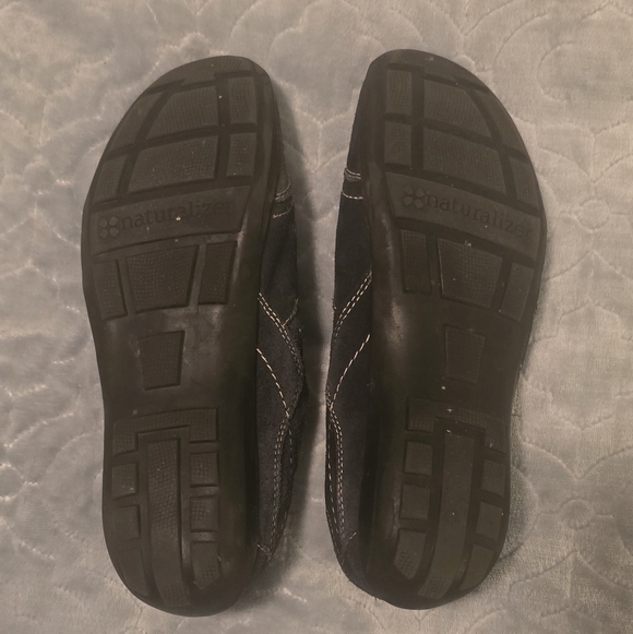 Naturalizer Women's Blue Suede Slip-on Shoes, Size 8 (#11) - Picture 8 of 10